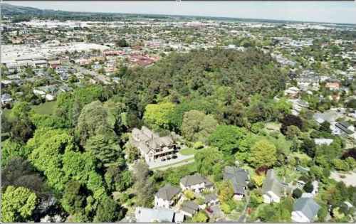 Deans Bush from above